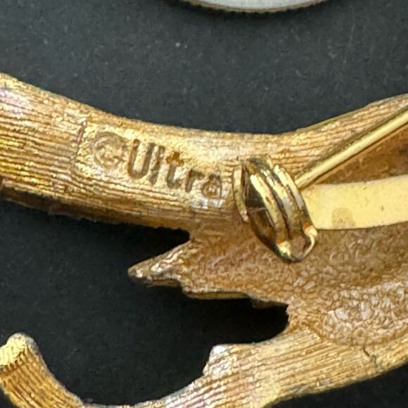 Vintage Ulta Brooch Road Runner Bird - Picture 3 of 4